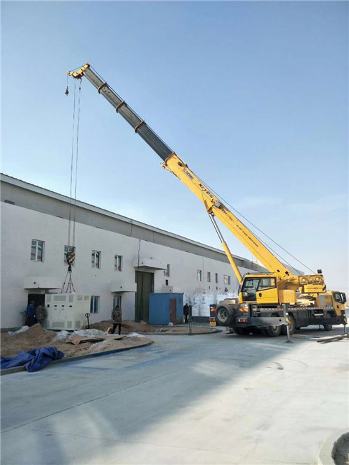富裕县“超载就喊停”—— 吊车的 “重量保镖” 技术